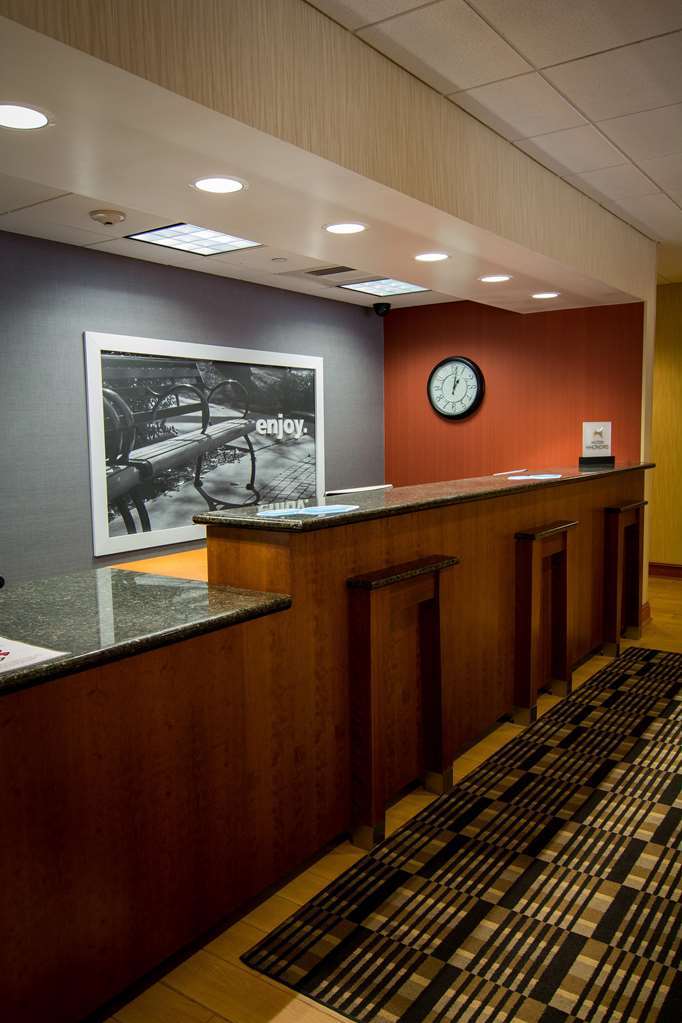 Hampton Inn Lewisburg Interior photo