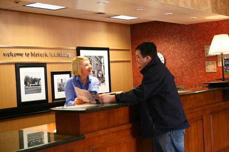 Hampton Inn Lewisburg Interior photo